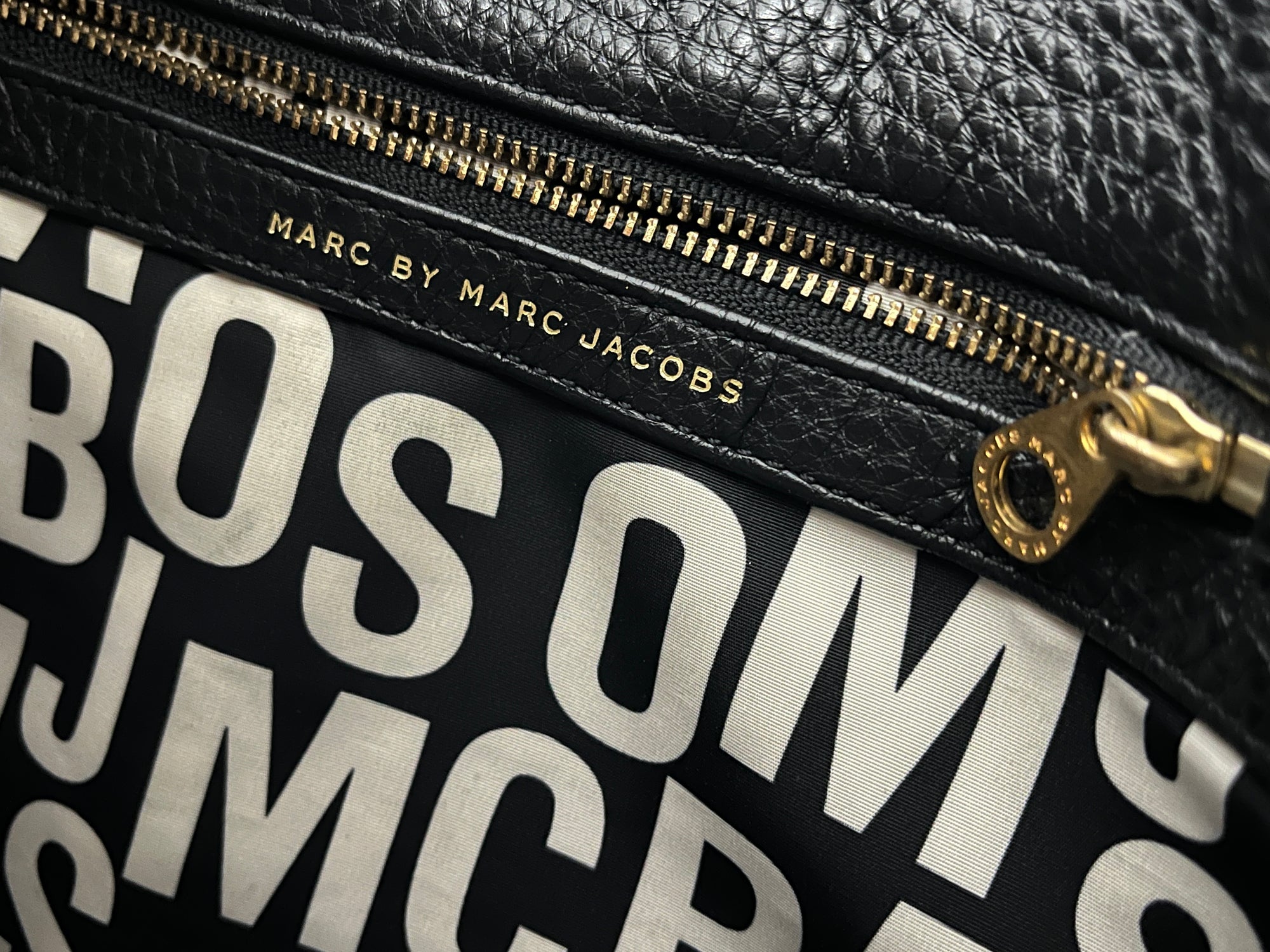 Marc Jacobs Hillier Hobo