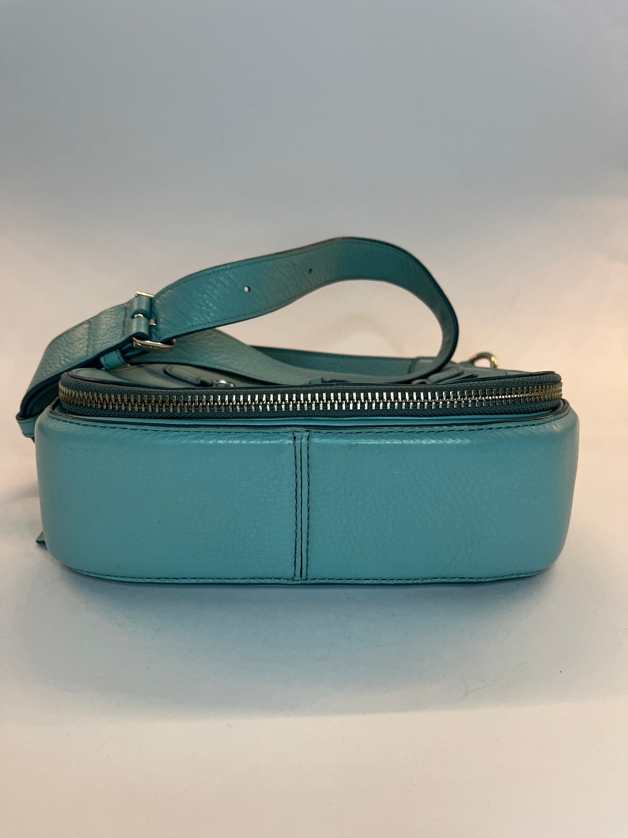 Marc Jacobs Saddle Signature