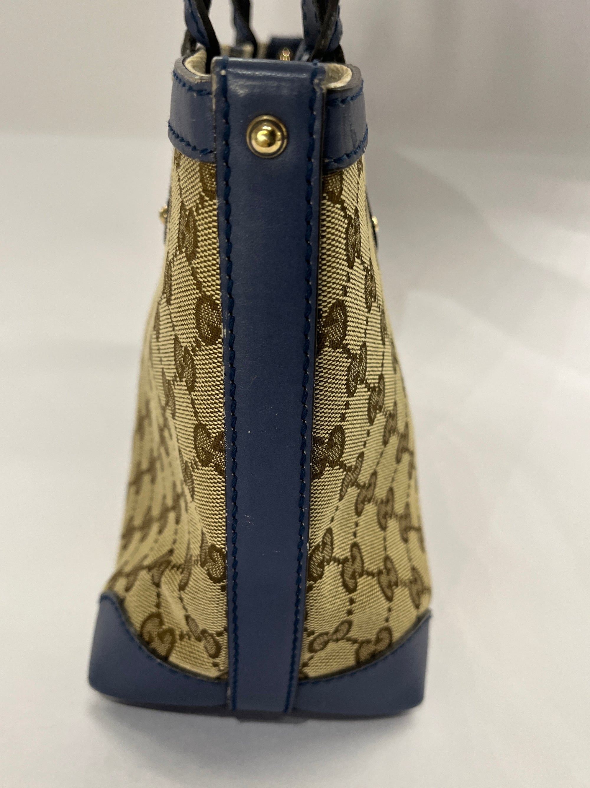 Gucci GG Canvas + Pochette