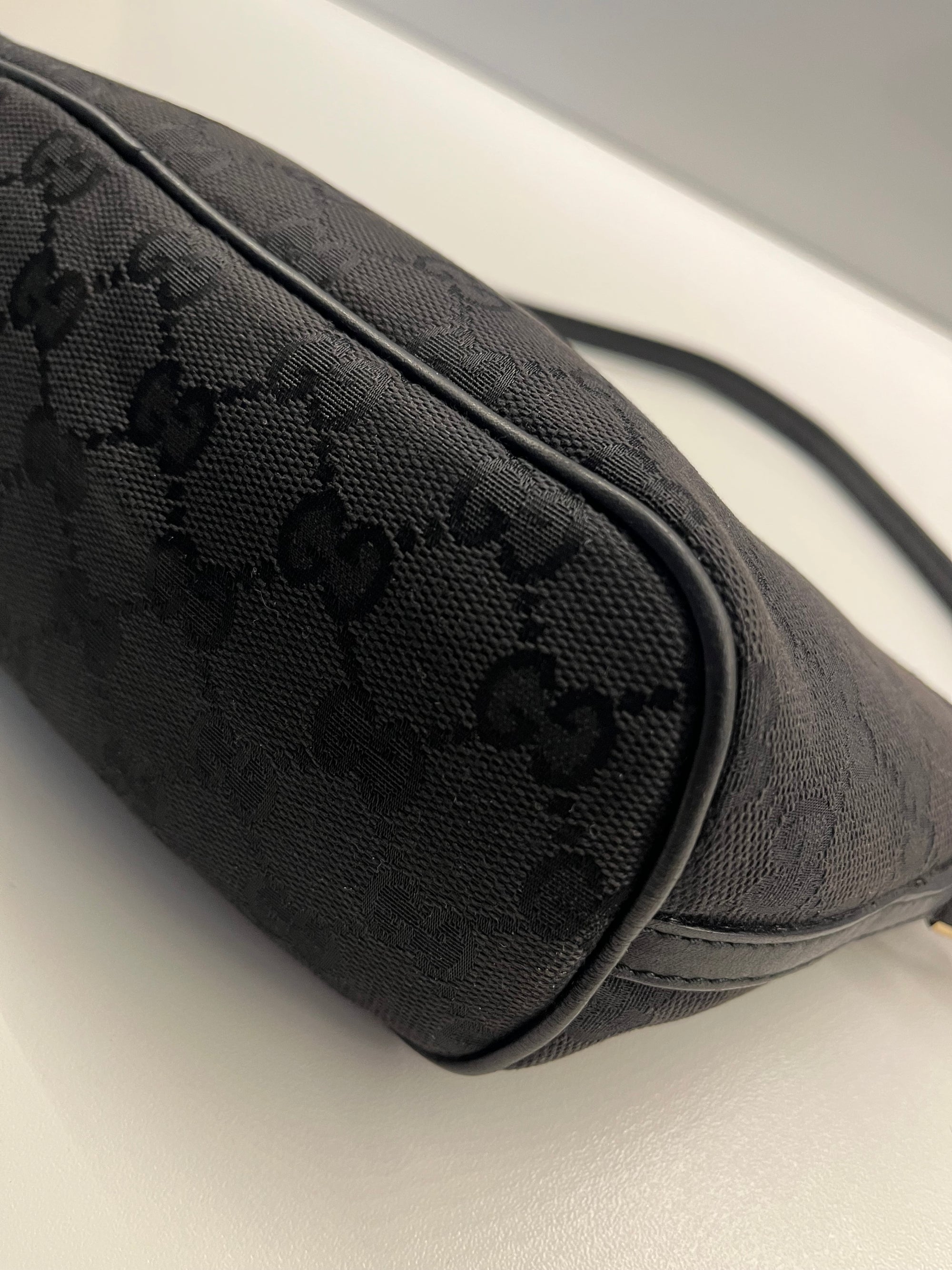 Gucci Boat Pochette