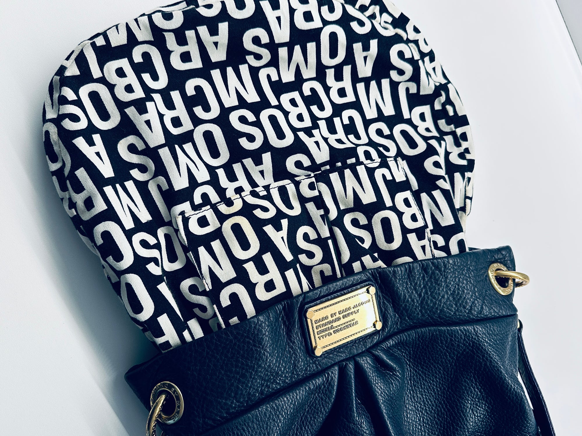 Marc Jacobs Hillier Hobo