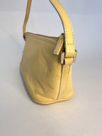 Gucci Boat Pochette Creme Leather