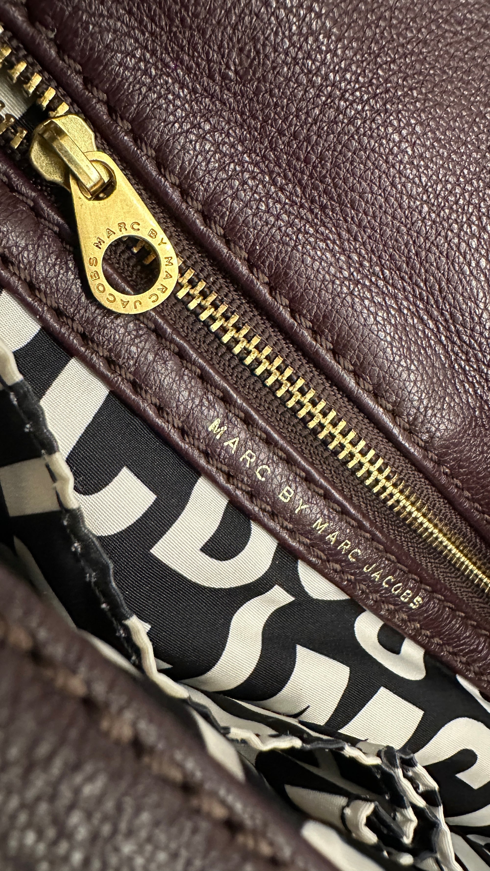 Marc Jacobs Hillier Hobo