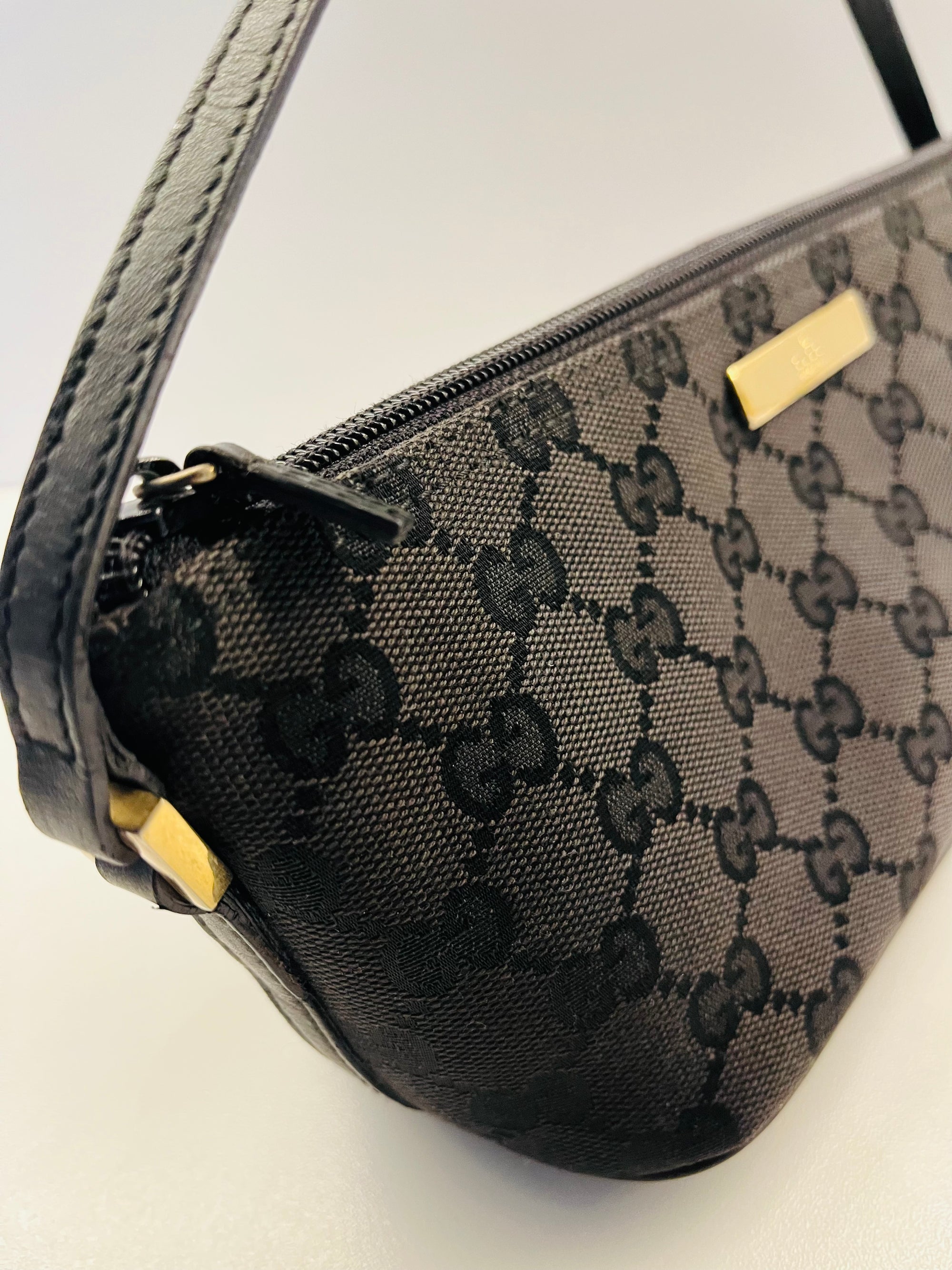 Gucci Boat Pochette