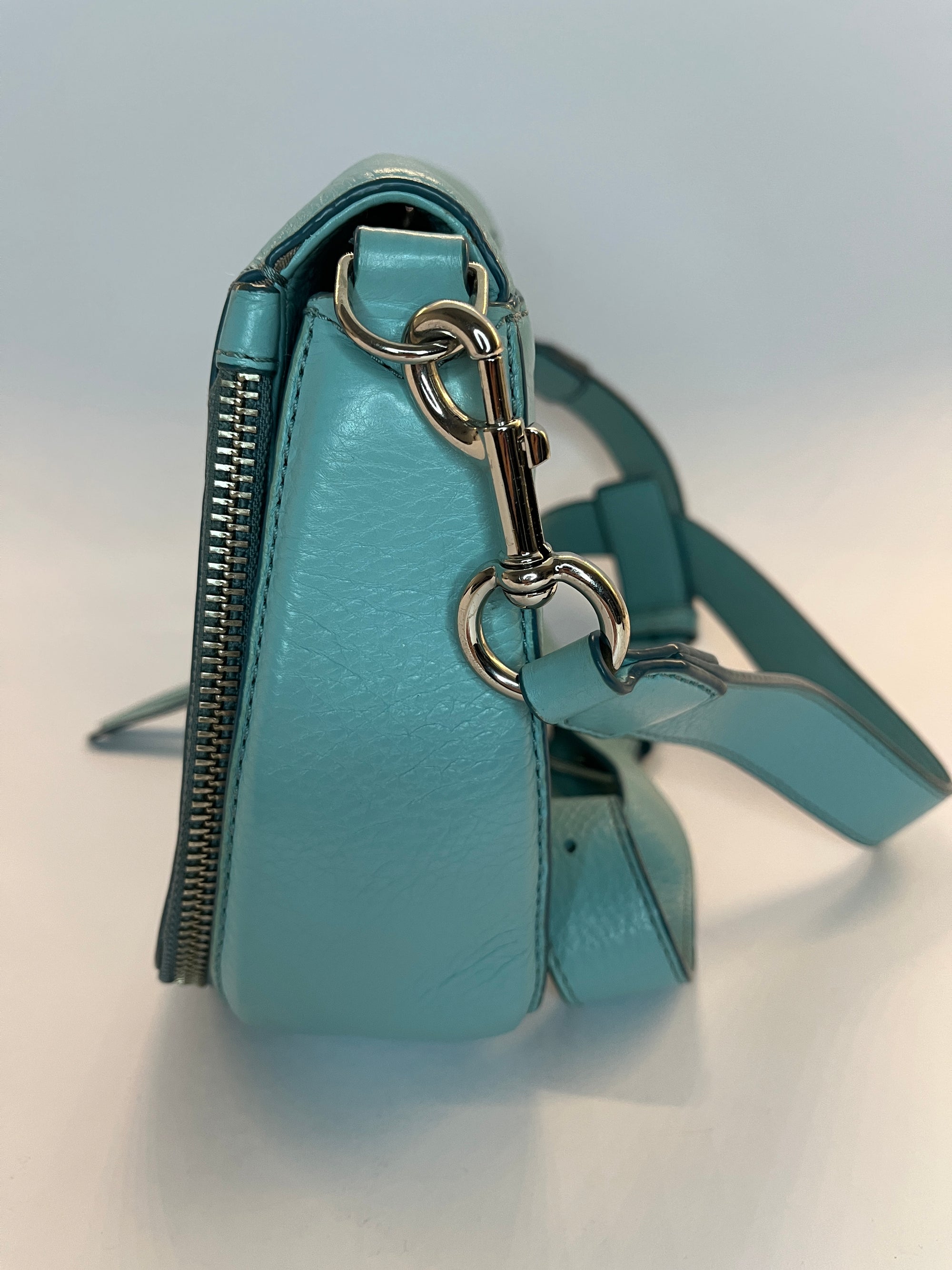 Marc Jacobs Saddle Signature