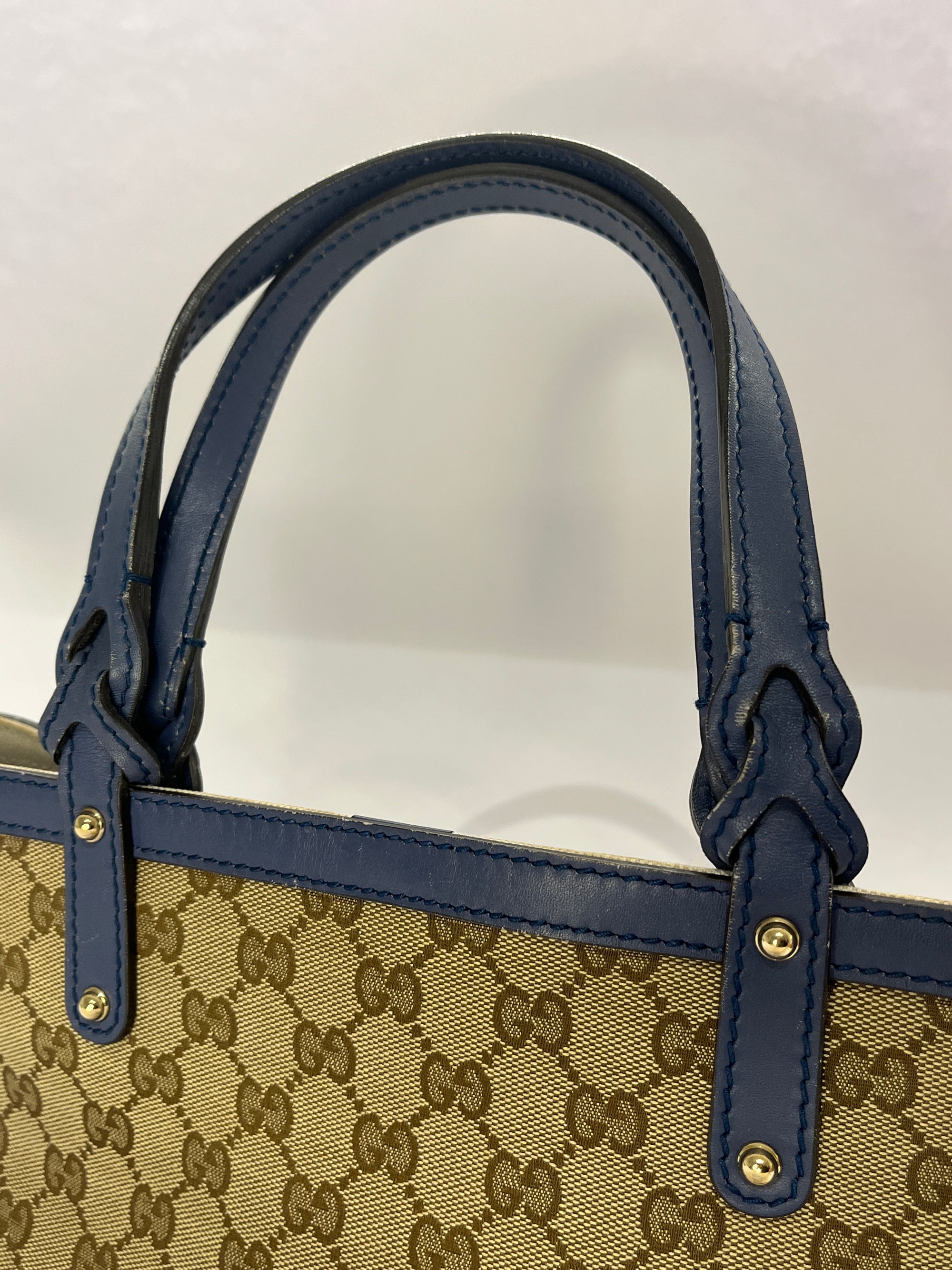 Gucci GG Canvas + Pochette